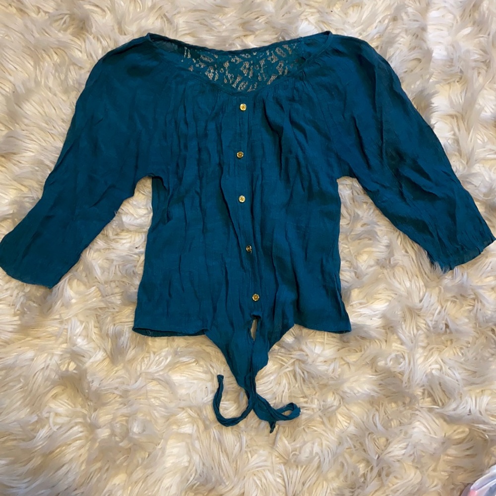 Cute blouse